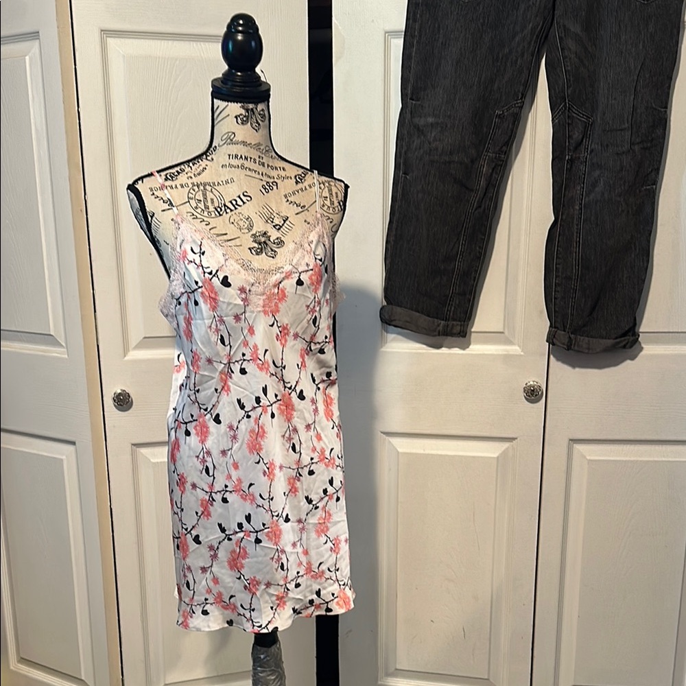 Victoria's Secret Floral & Lace Chemise Slip